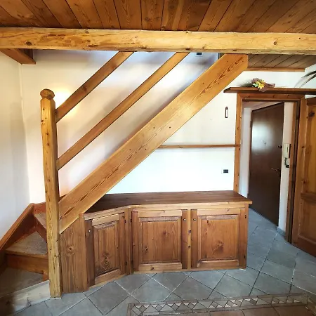 Apartmán Hostdomus - Chalet Sciatori Loft *