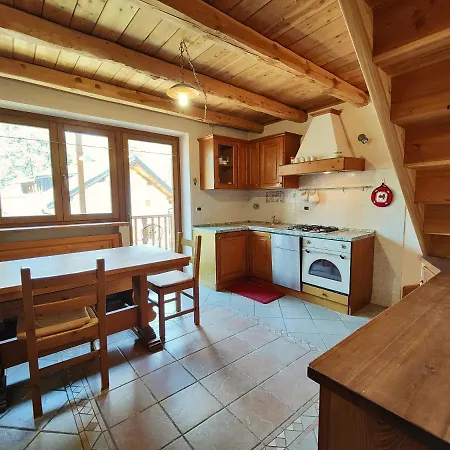 Apartmán Hostdomus - Chalet Sciatori Loft